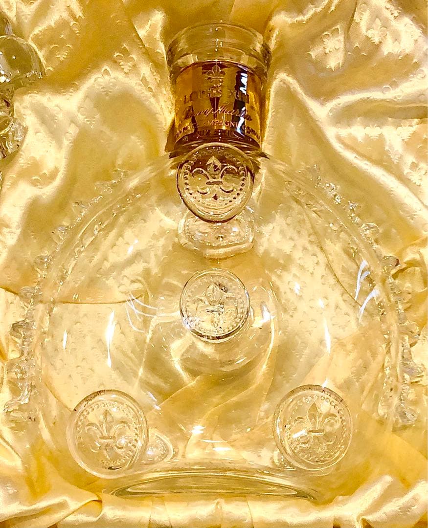 美品】空瓶 ルイ13世 (旧金キャップ) 箱・替栓・冊子同シリアル