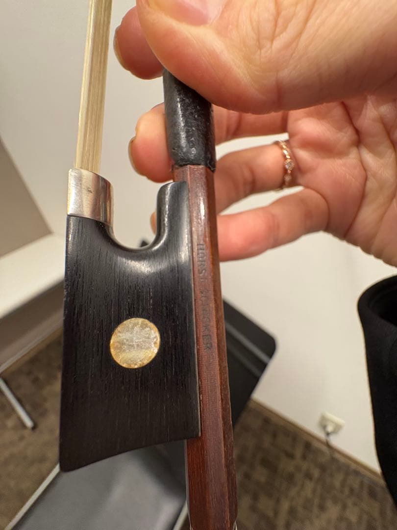 ヴァイオリン弓 4/4 Horst Schicker