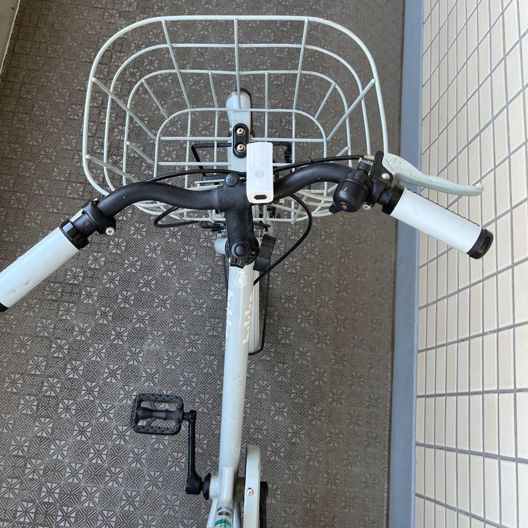 ブリジストン bikke 22インチbikkeヘルメット合鍵付き 直接手渡しのみ