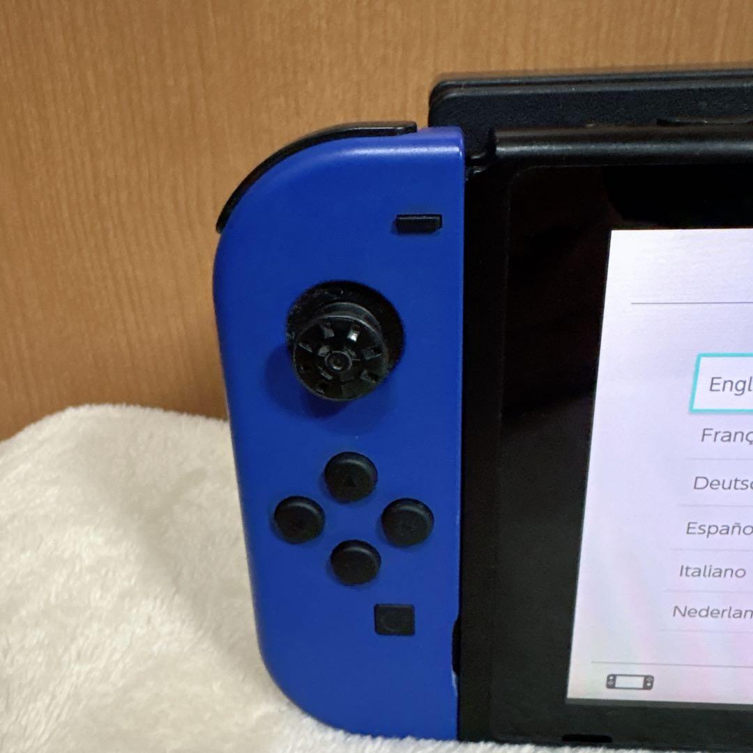 Nintendo Switch 本体　ブルー／ネオンレッド