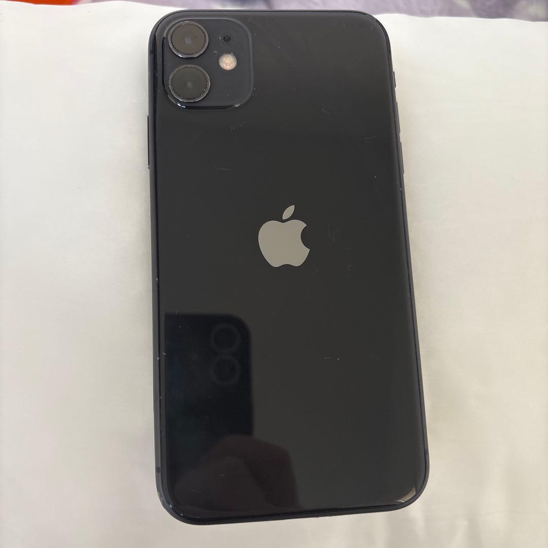 Apple iPhone11 本体　ブラック　64G