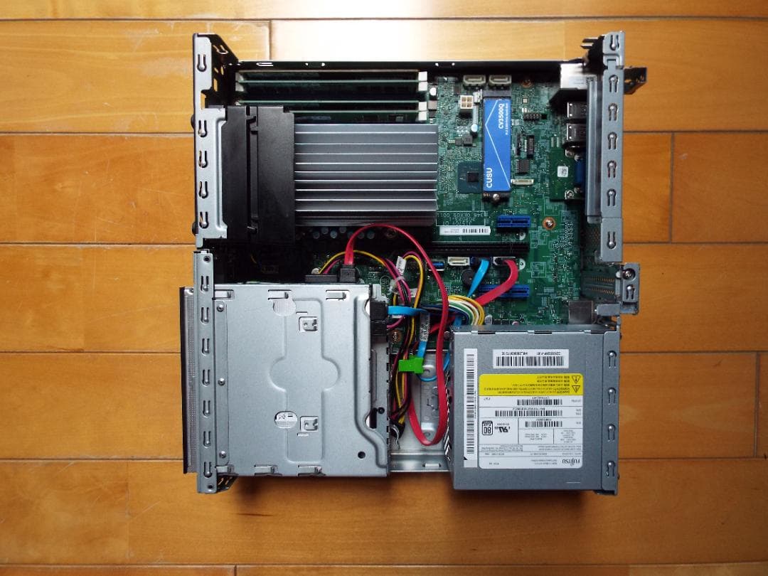 ESPRIMO D7011/GX i5-10505 32G SSD512G+1T : Fujitsu ESPRIMO D7011