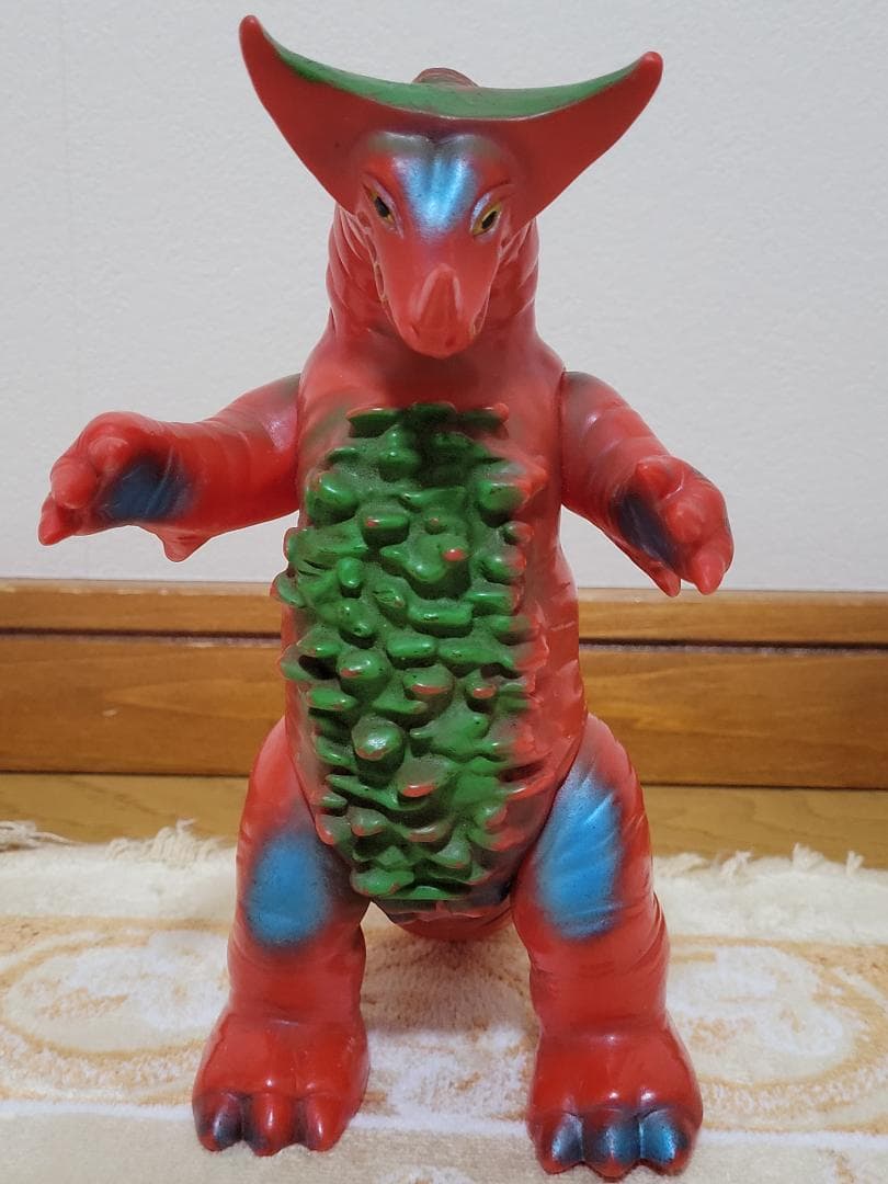 BULLMARK ブルマァク ゴモラ ソフビ