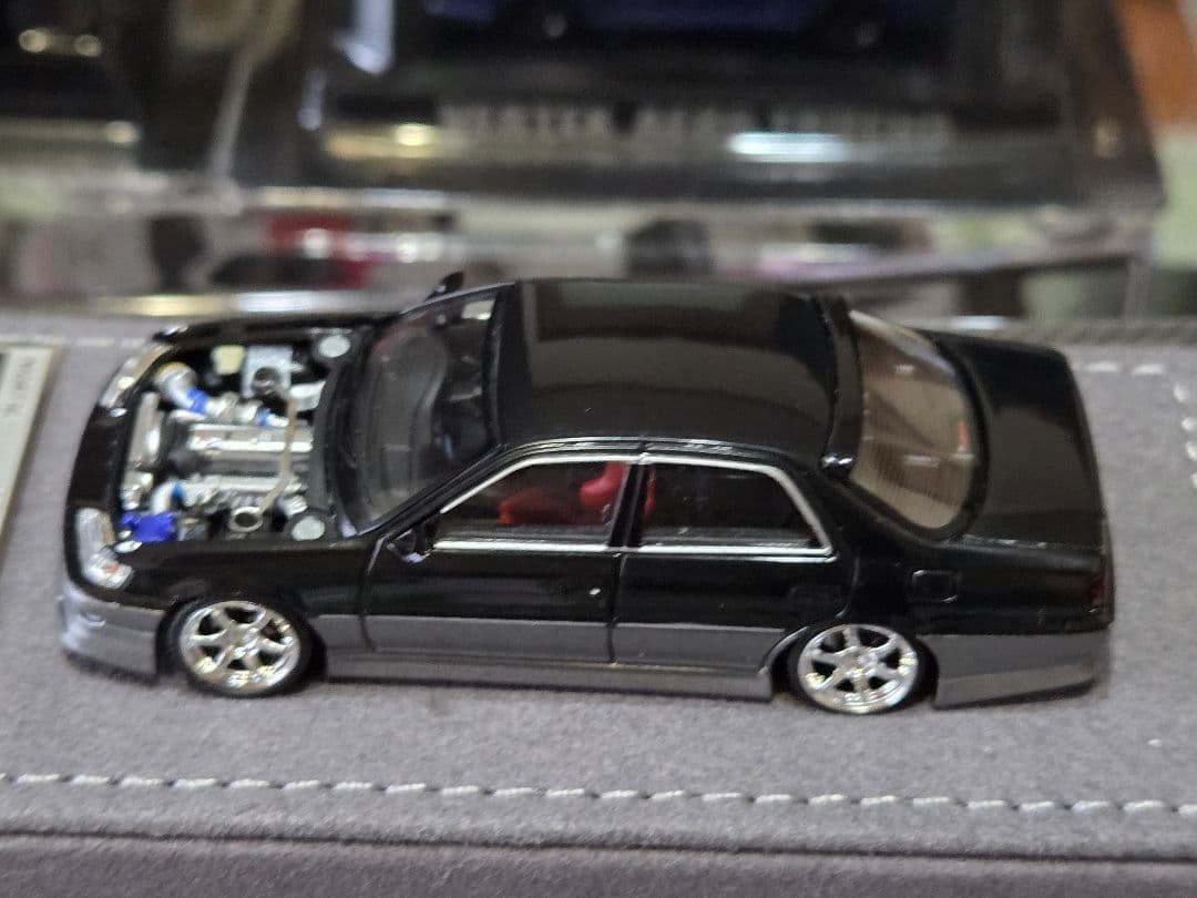 新色✨️MORTALMODELトヨタ クレスタ2.5ルーラントG黒銀1/64