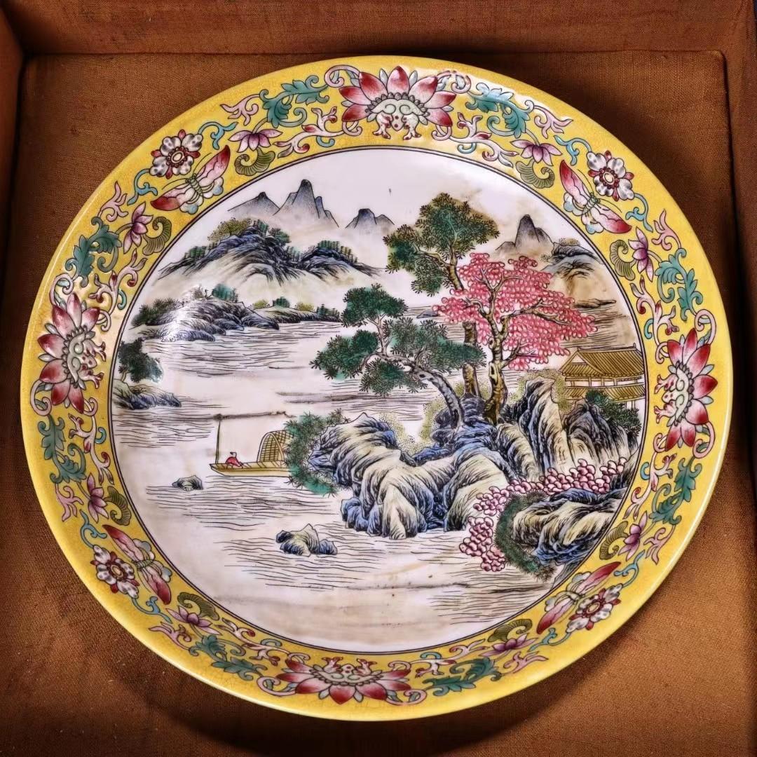 中国古美術・珍蔵粉彩・陶磁器の中皿・風景絵・置物・純手描き・刺繍