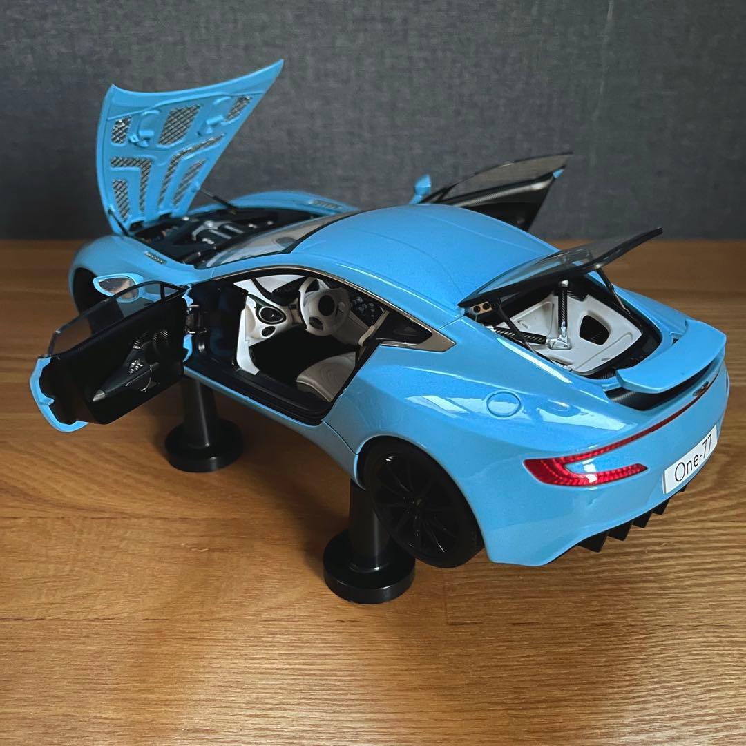 【ミニカー 美品】オートアート 1/18 アストンマーチン ONE-77