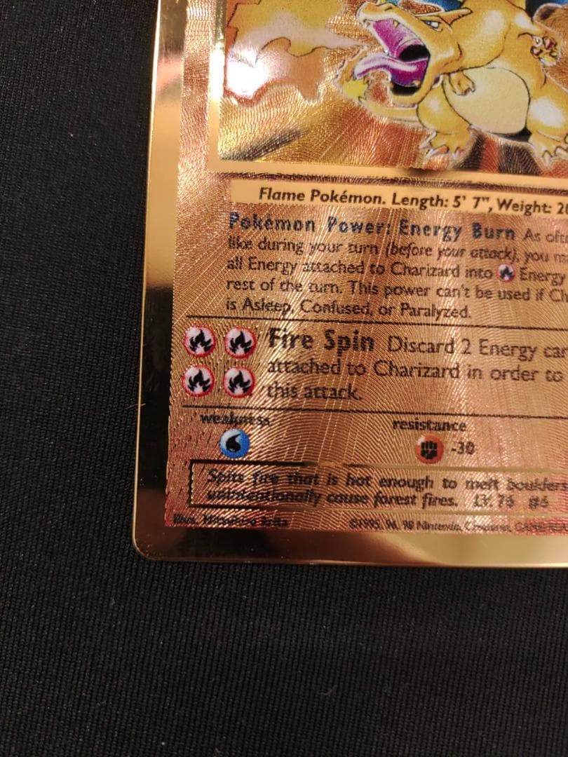 英語版 ポケモン25th リザードンのメタルカード