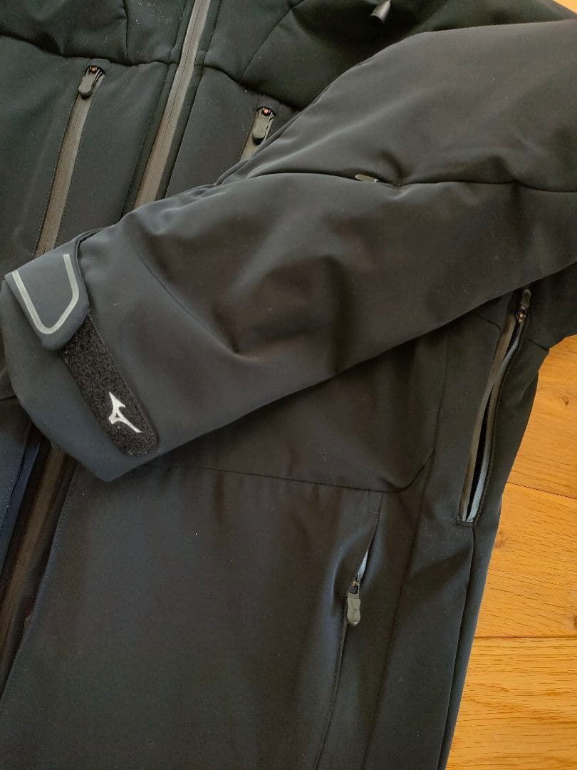 mizunoテックフィルブレスサーモインサレーテッドコート ミズノ