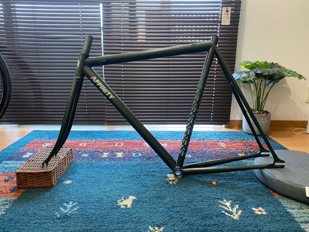 Affinity lopro 2022 sサイズ　美品