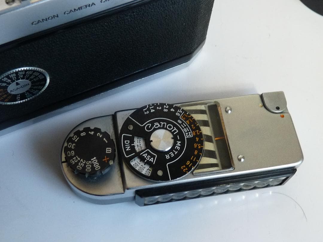 Canon P レンジファインダーカメラ 50mm f/1.8／露出計