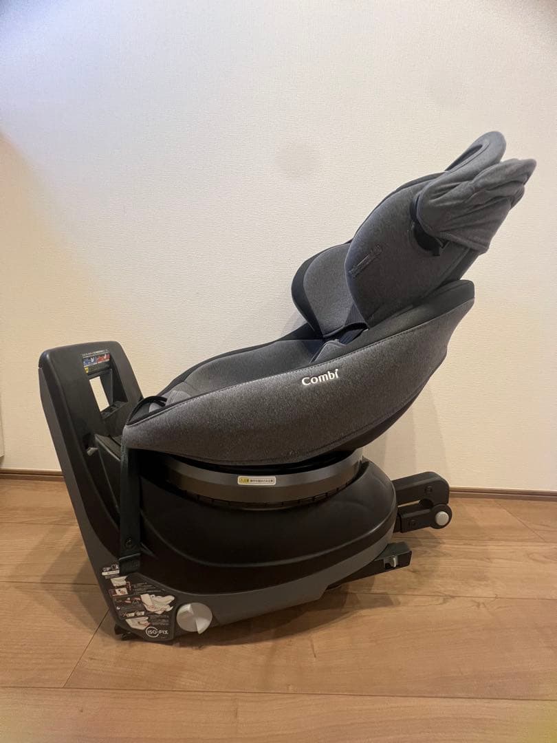 コンビ クルムーヴ スマート ISOFIX エッグショック　値下げ受け付け中！