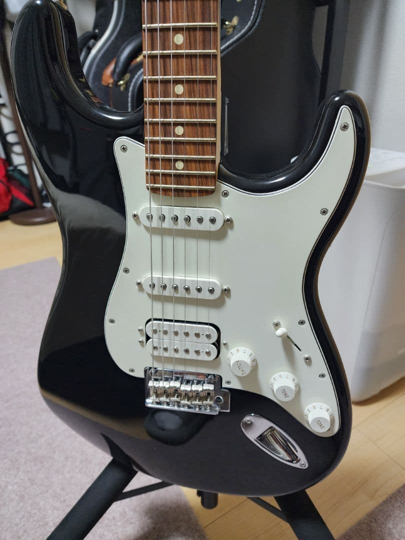 FENDER / Player Stratocaster HSS PF BLK