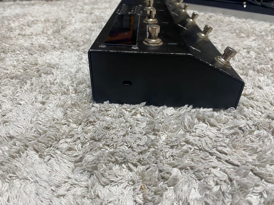 BOSS ES-8 スイッチャー