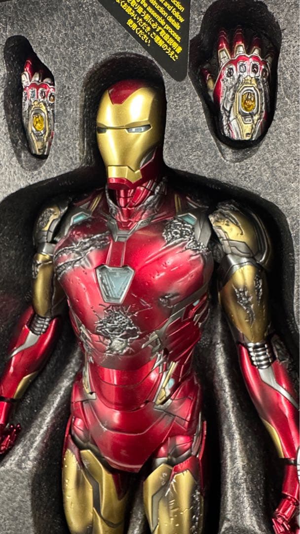 ホットトイズ　アイアンマン　マーク85 ダイキャスト「バトル・ダメージ版」通常盤