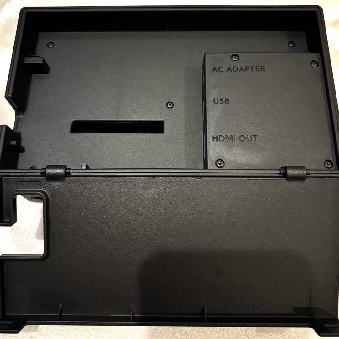 ほぼ新品‼︎【Nintendo Switch 】液晶ガラス付き