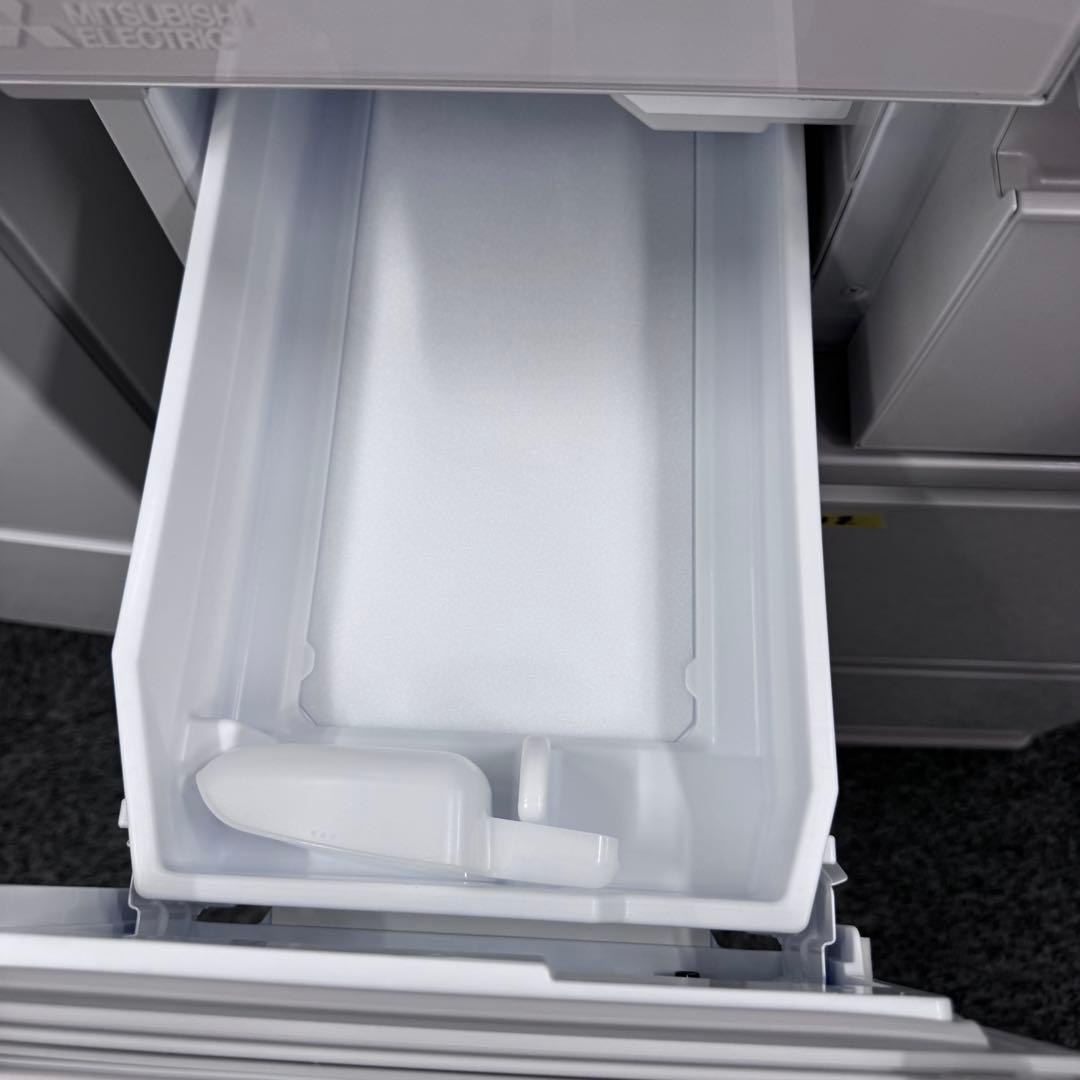 Mitsubishi MR-MZ60M-W 冷蔵庫 602L 2025年製