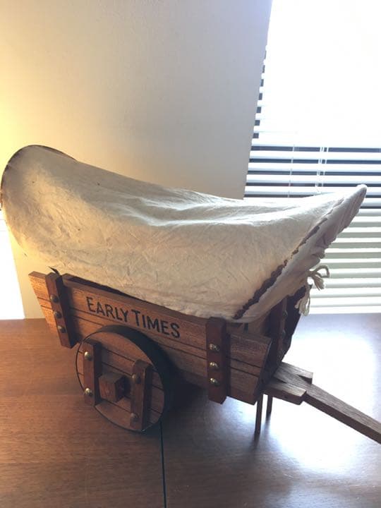 蔵の中にあった牙彫爵形置物一対桐箱付き