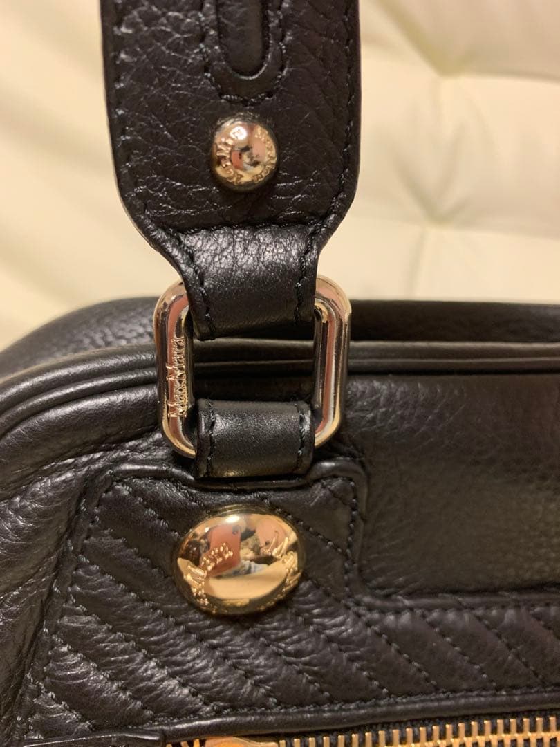 MaxMara ブラックレザーハンドバッグ