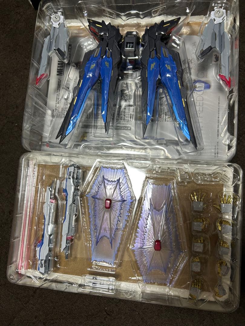 L BUILD ストライクフリーダムガンダム　+光の翼(未開封)セット