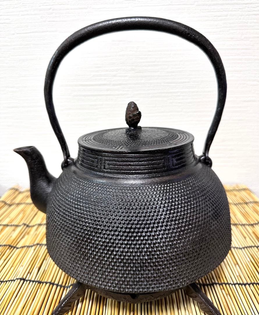 未使用、長期保管品 南部三厳堂 25型アラレ 南部鉄瓶 南部鉄器 鉄瓶