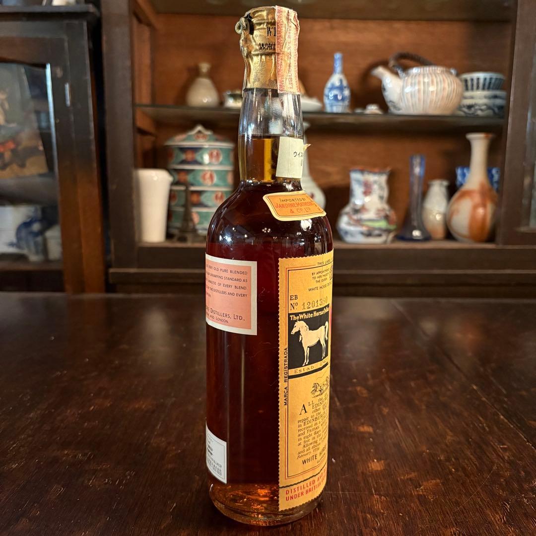 WHITE HORSE 1960年代 馬車引きラベル2本セット