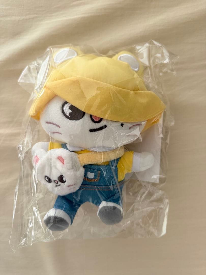 straykids SKZOO ジニレット ぬいぐるみ 園児 - メルカリ