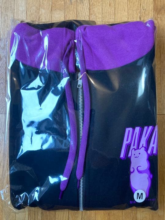 高橋李依 ぱかパーカー