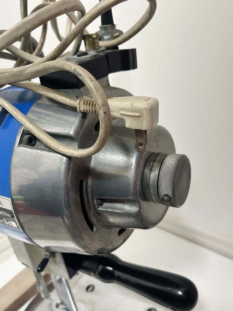 竪刃型裁断機　HITAKA INDUSTRIAL クロスカッター　手芸