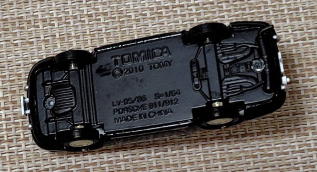 トミカリミテッドヴィンテージLV-85a ポルシェ912パトロールカー