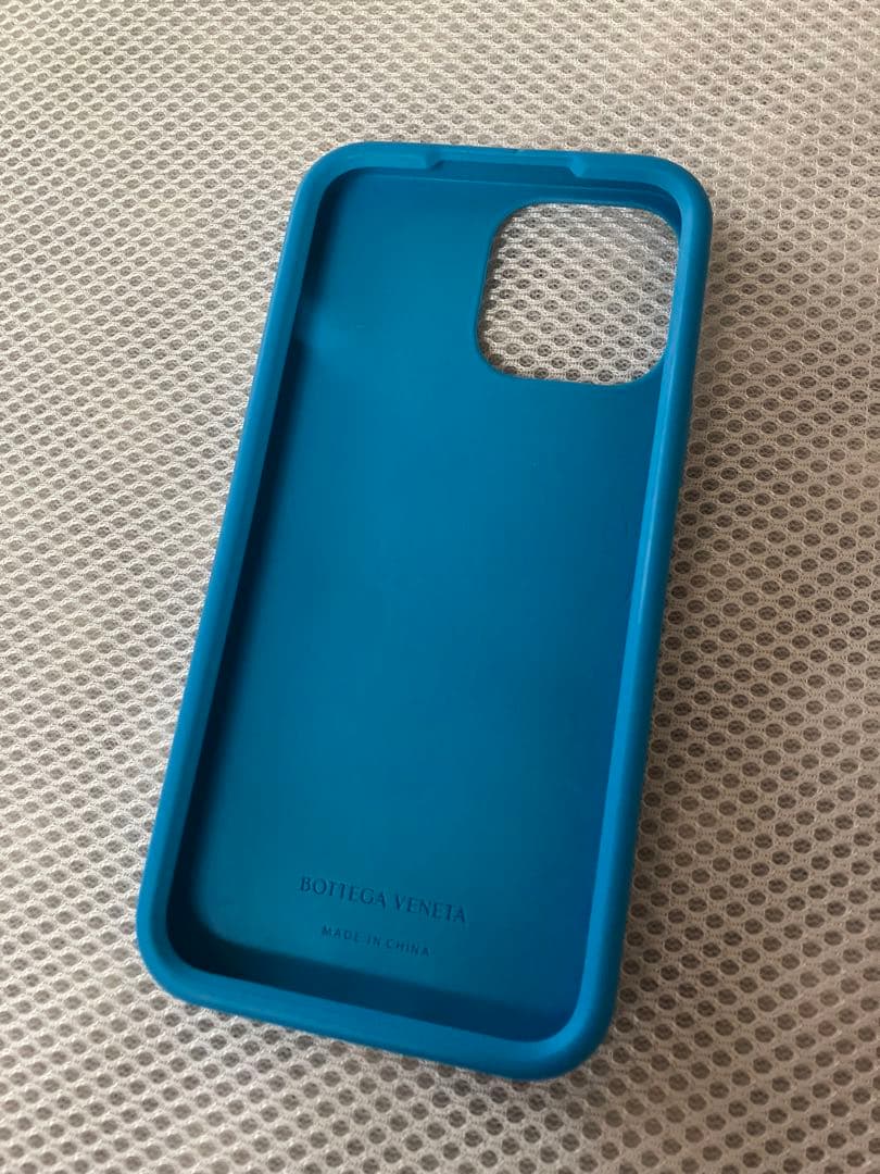 BOTTEGA VENETA ブルー シリコンケース 16pro MAX