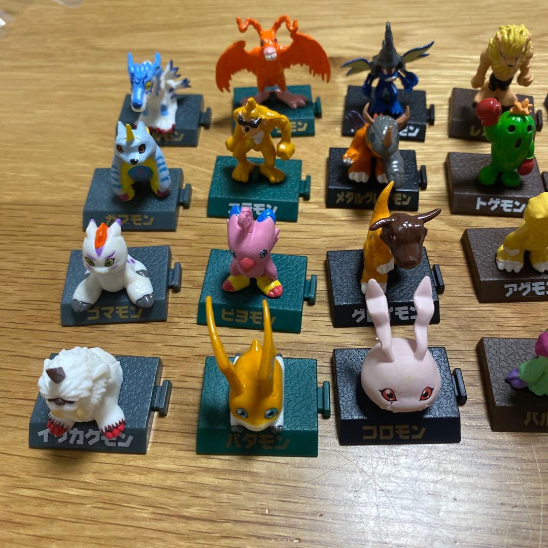 森永 デジモンアドベンチャー チョコスナック 22体 まとめ売り - メルカリ