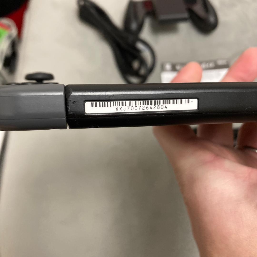 【美品】Nintendo Switch グレー 新型