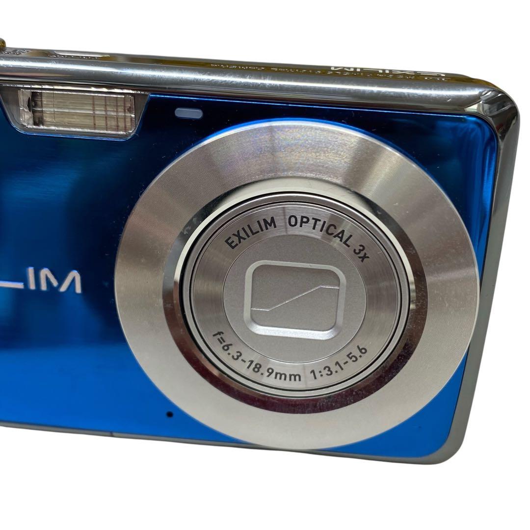 K820 CASIO EXILIM EX-Z1 青