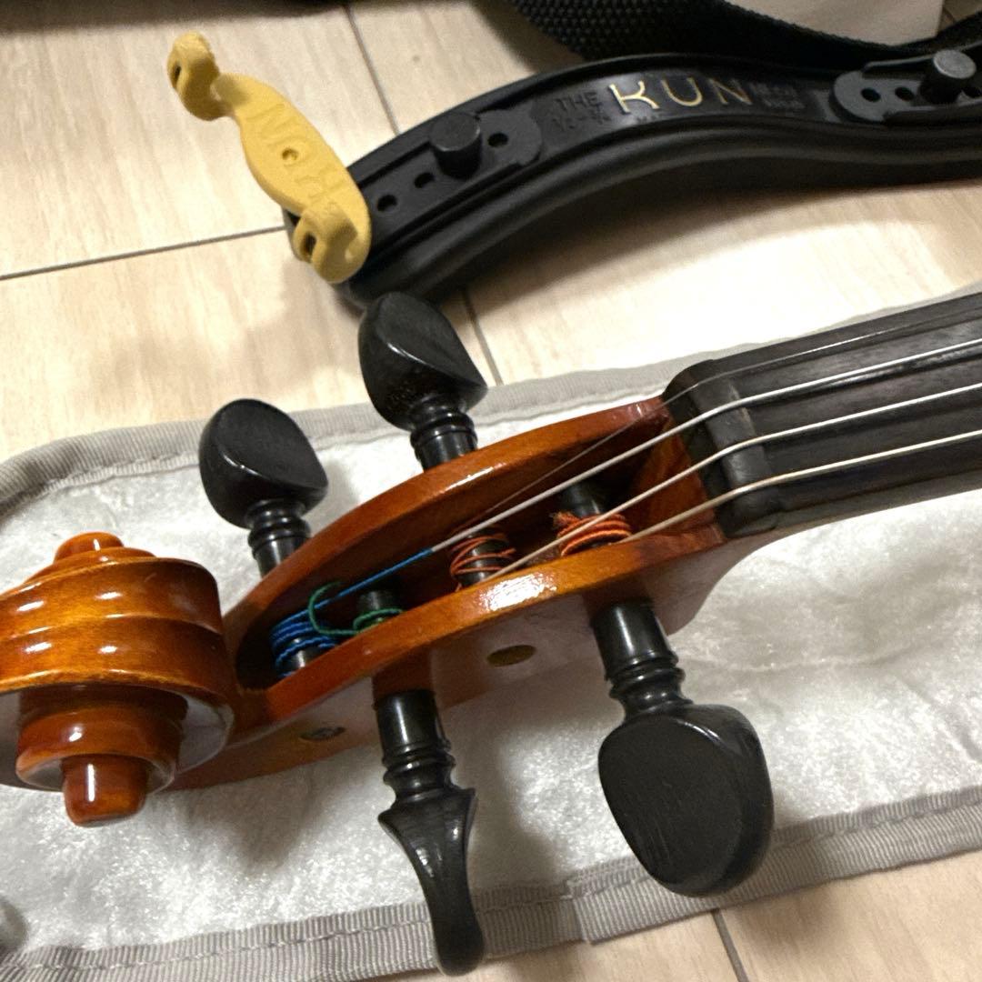 SUZUKIバイオリン No.280 1/2サイズ【ケース、肩当て付き】