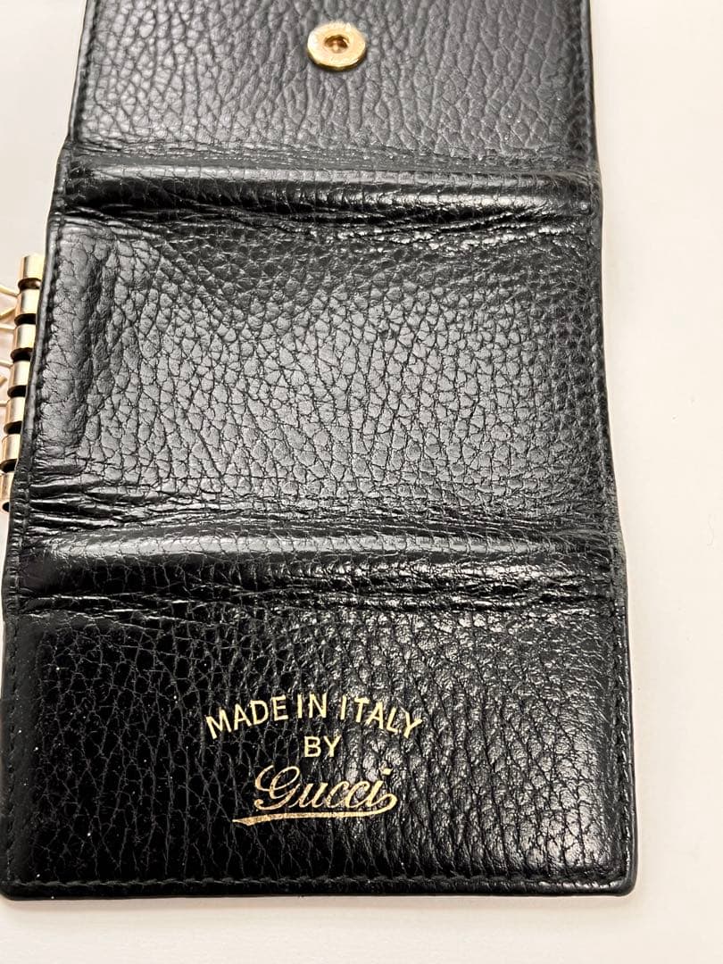 GUCCI ブラックレザーキーケース