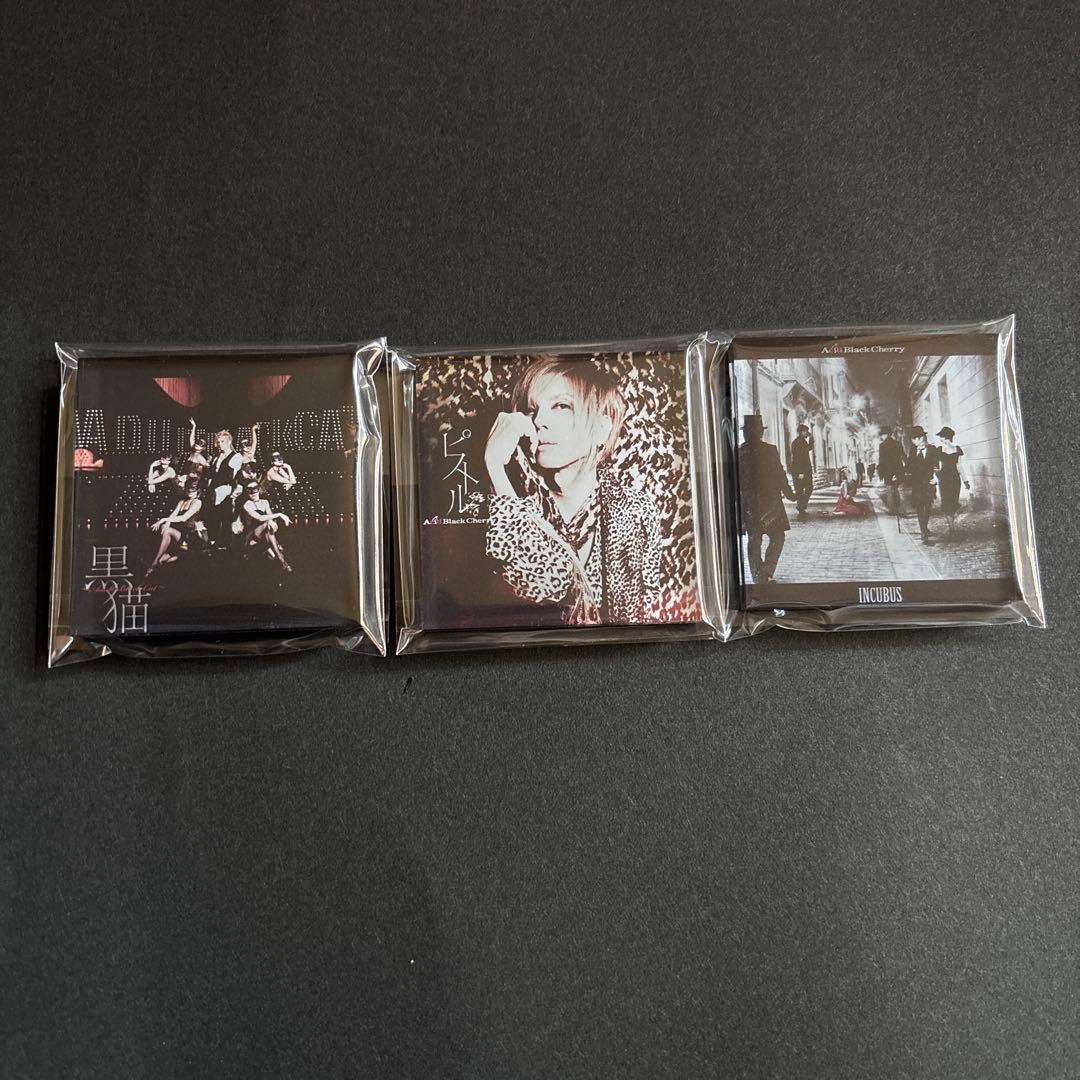 Acid Black Cherry アクリルマグネット B - メルカリ