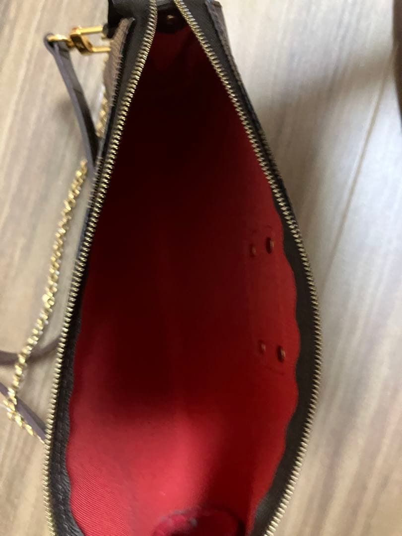 ルイ・ヴィトンのダミエ・エベヌ エヴァ ショルダーバッグ