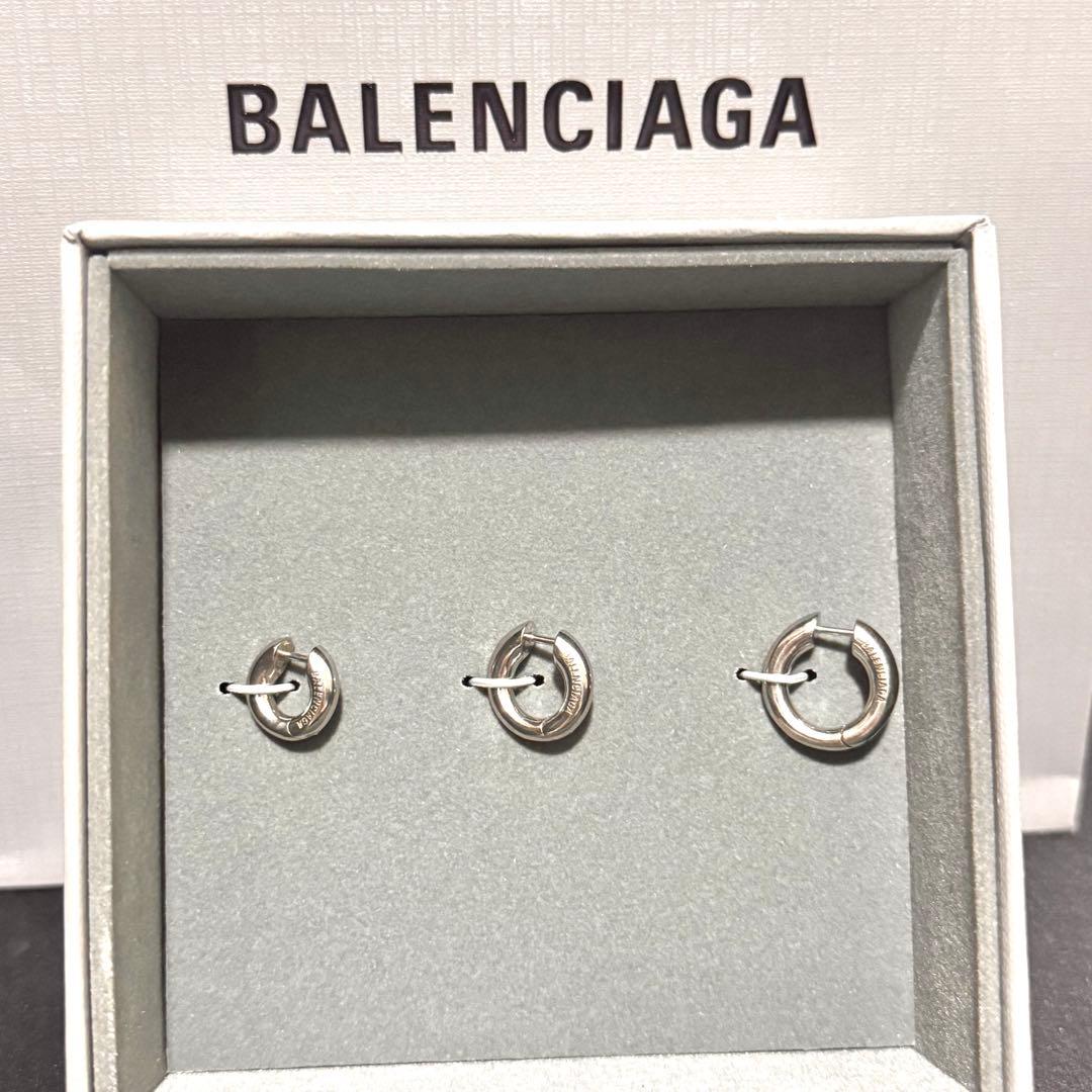 限定価格】BALENCIAGA バレンシアガ ピアス 3点セット シルバー - メルカリ