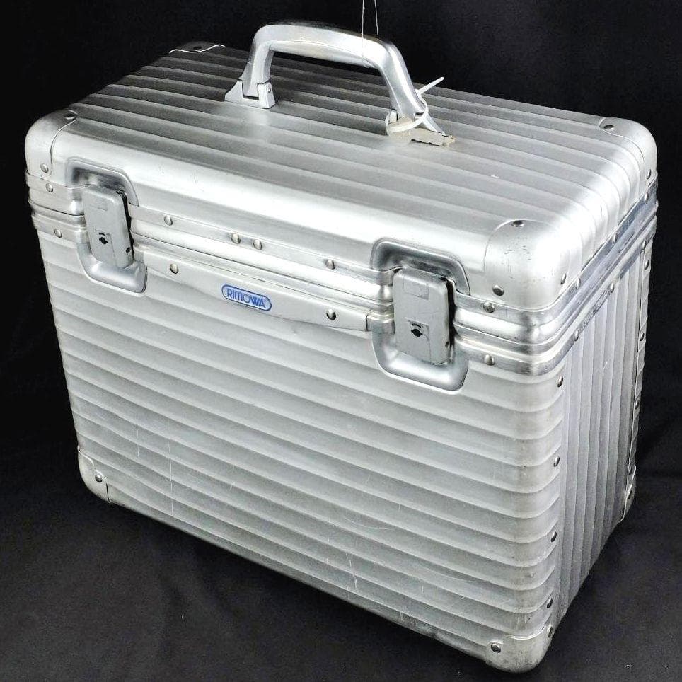 リモワ TOPAS 廃盤『パイロットケース』アルミ（XL）38L（1420