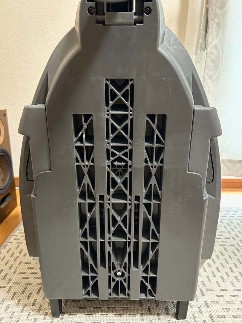 美品 チャイルドシートコンビ THE S ISOFIX ZB-690 ネイビー