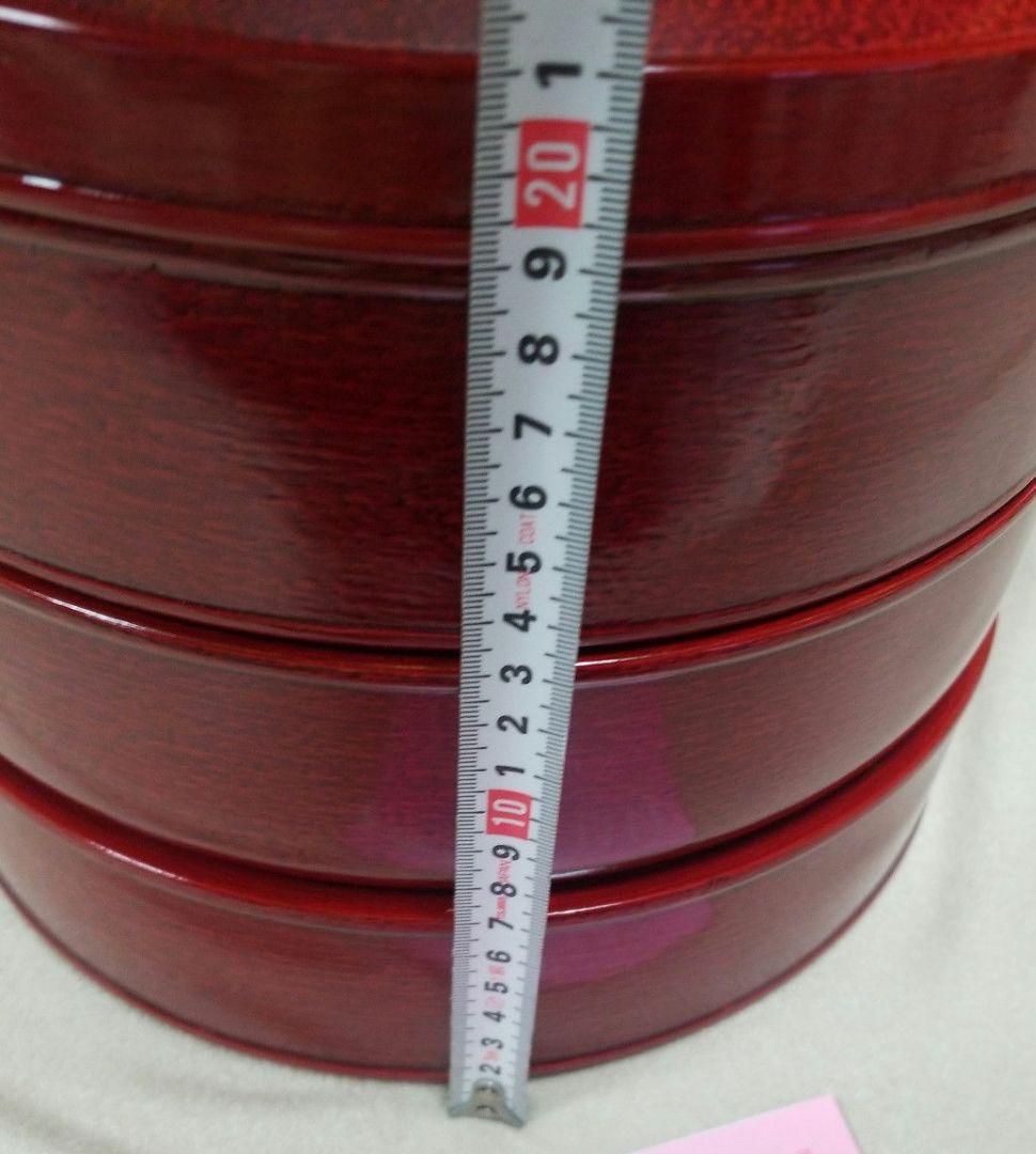 伝統工芸品 漆器　讃岐工芸　後藤塗　黒松　27センチ直径の三段重共箱木箱入りです