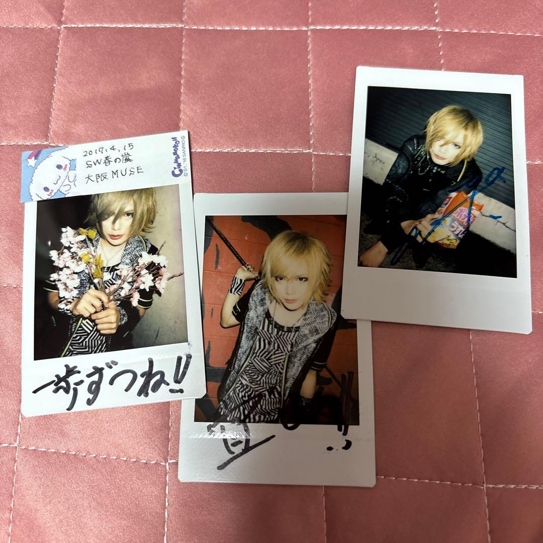 甘い暴力チェキ