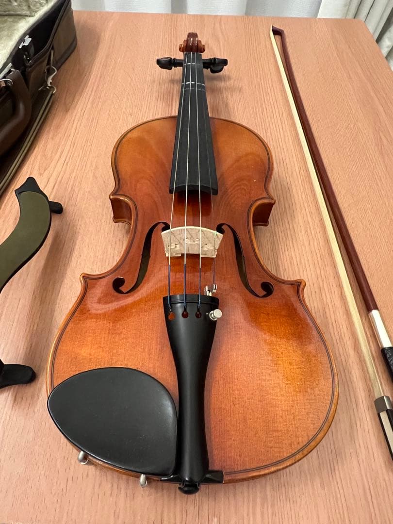 スズキバイオリンとハードケース、弓付き