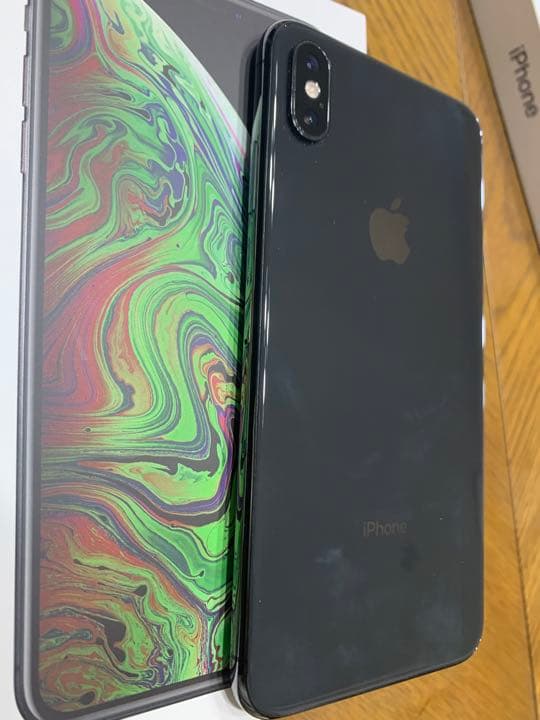 iPhone Xs max 64gb ブラック docomo