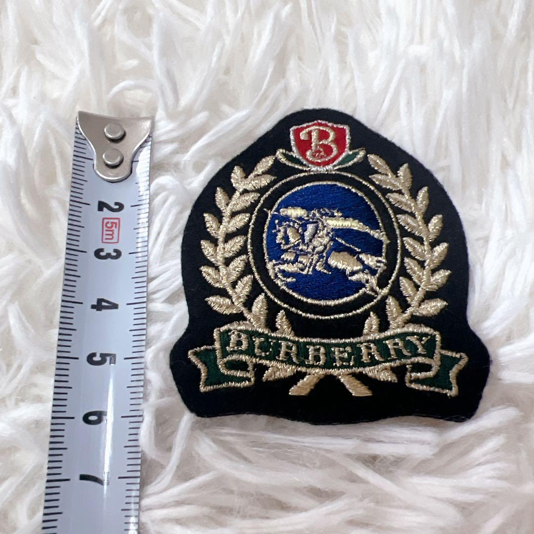 《極美品》バーバリー エンブレム ブローチ ワッペン ピンバッチ ロゴ 刺繍