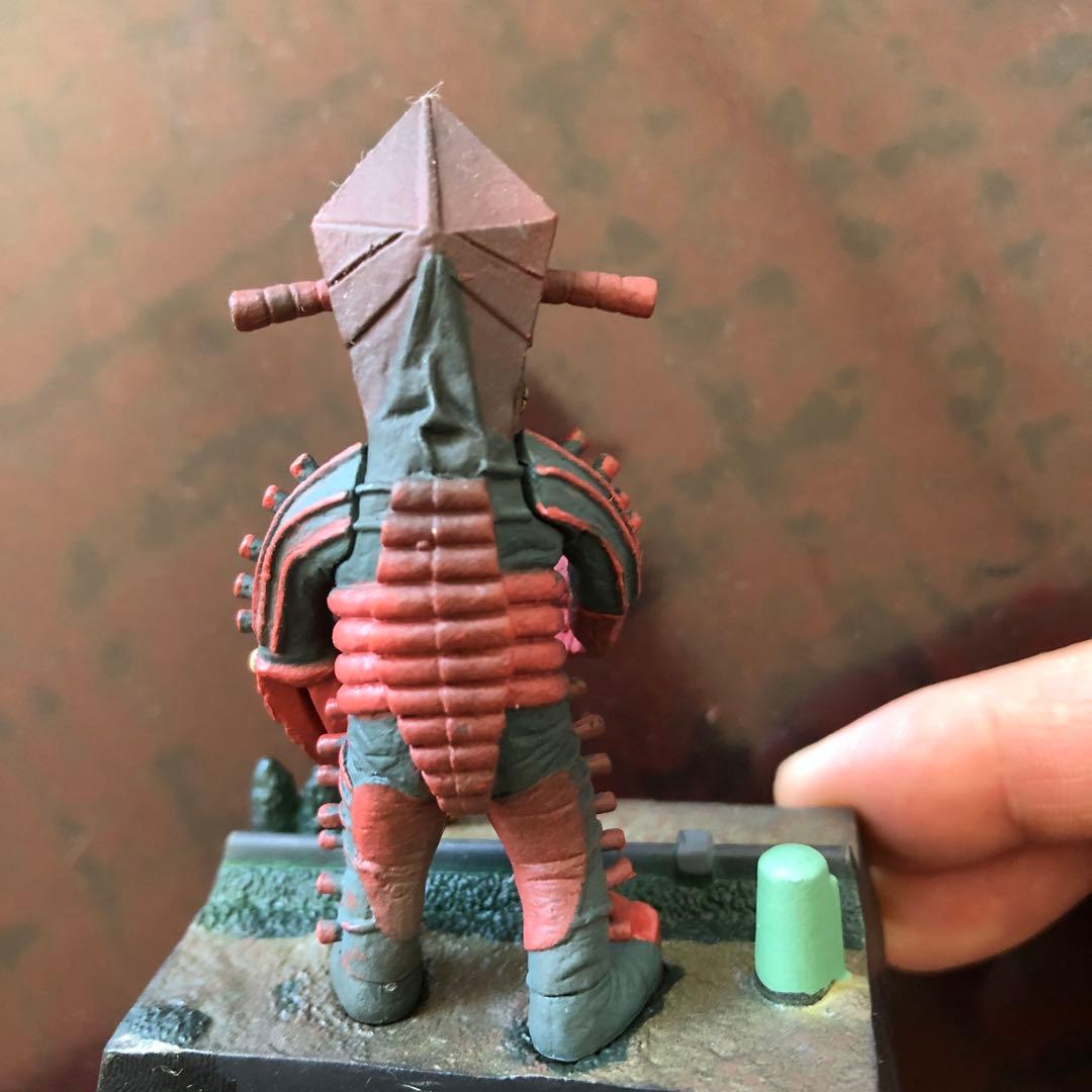 ウルトラ超獣名鑑 セブンの命！エースの命！ ファイヤー星人 - メルカリ