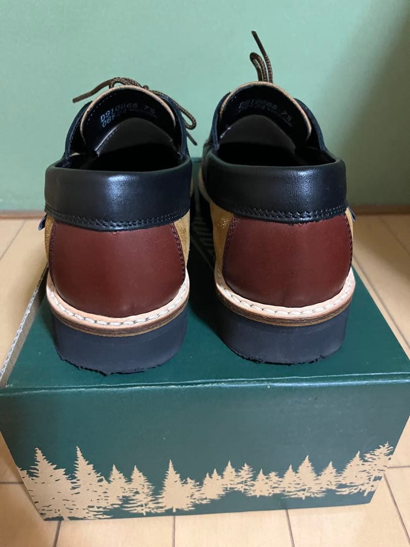 ダナー　モカシンシューズ