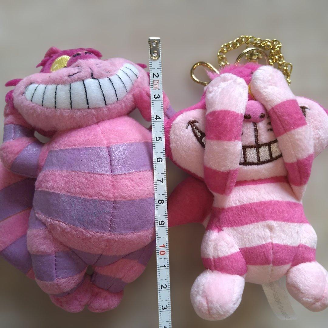 ディズニー不思議の国のアリス チシャ猫ぬいぐるみバッジキーチェーンセット