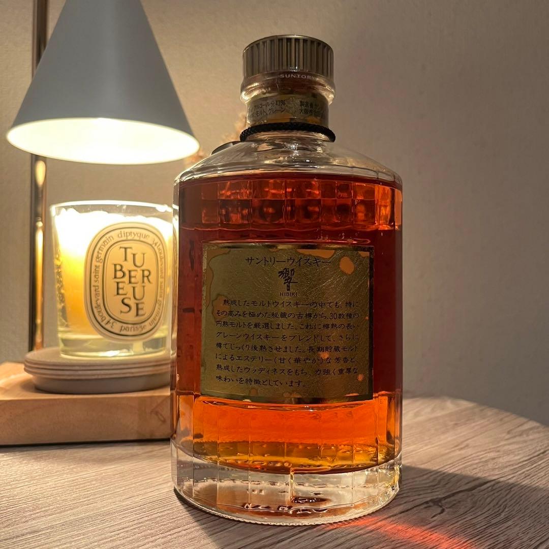サントリー 響 750ml ウイスキー 金キャップ 裏金ラベル
