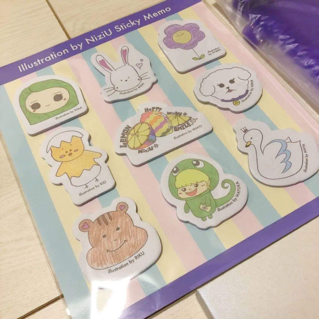 NiziU×WithU！早期入会特典フルセット！AYAKAのサイン入りカード付